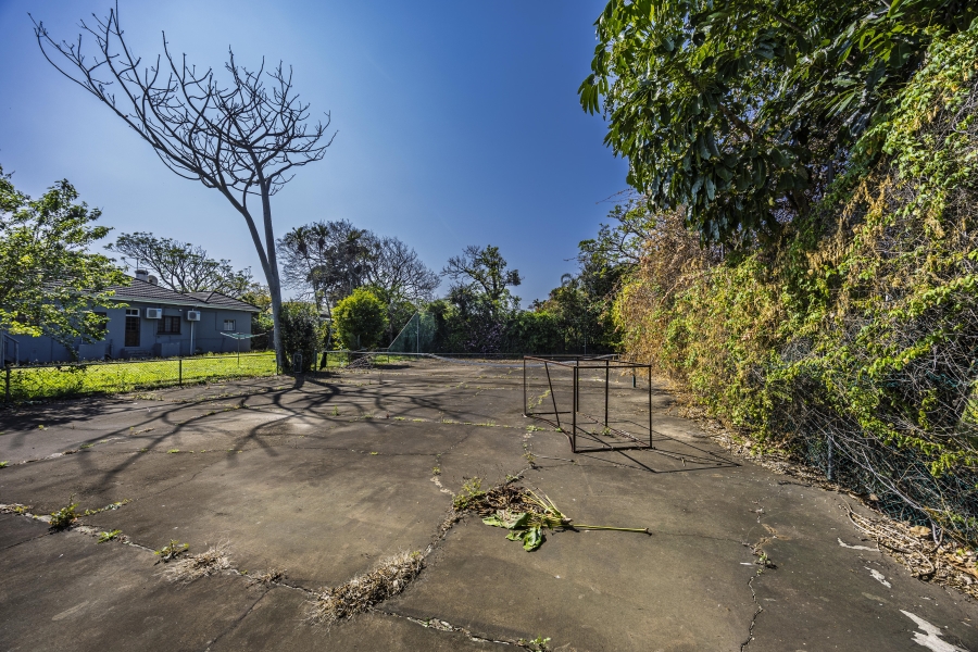 8 Bedroom Property for Sale in Vincent Eastern Cape